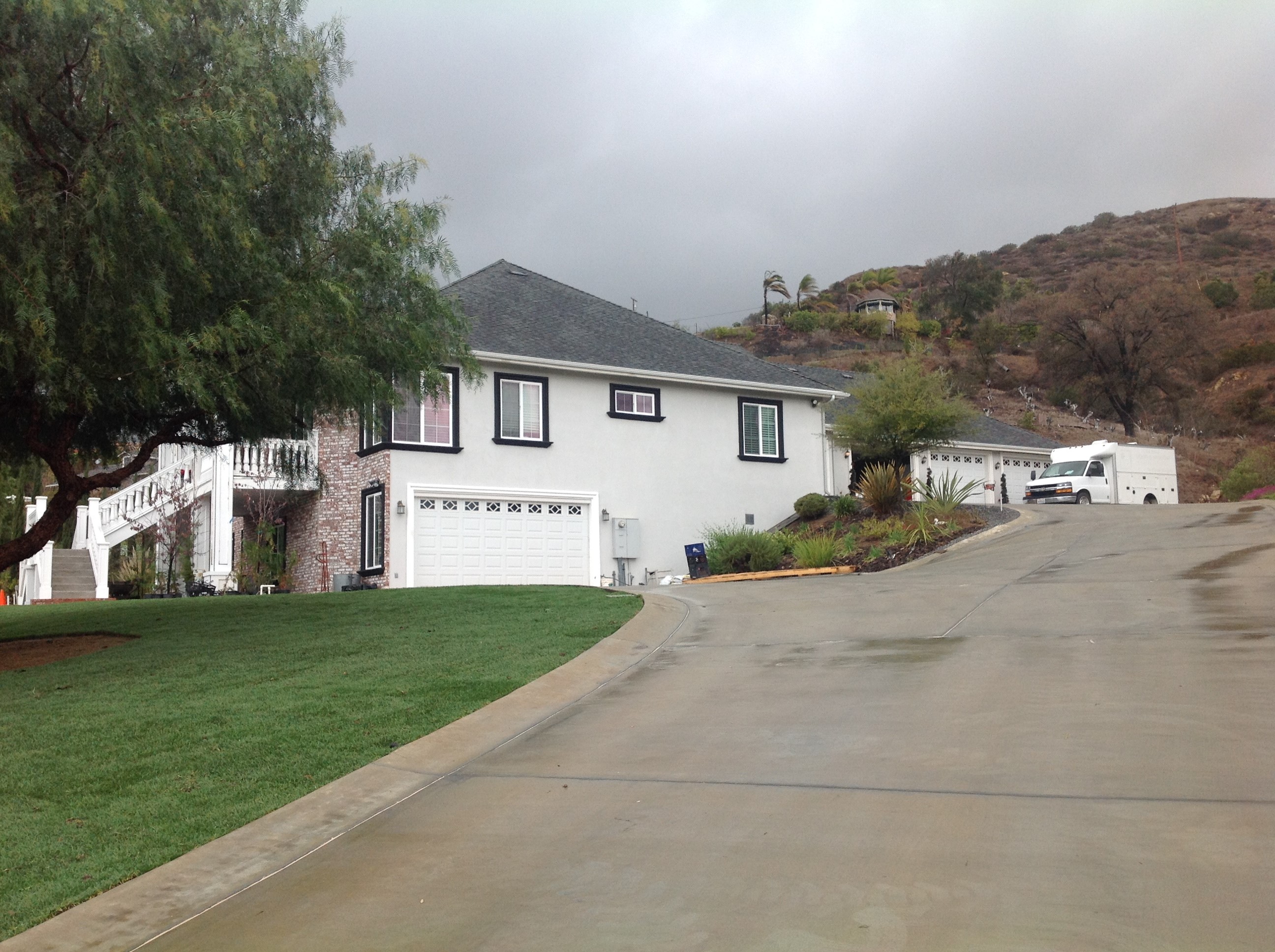 Fallbrook Golf Course Home, Dual Garages, Multiuse Garages